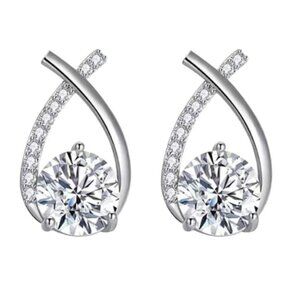 Crossed Wonders Earrings Silver Fashion Jewelry Bling Diamond S925